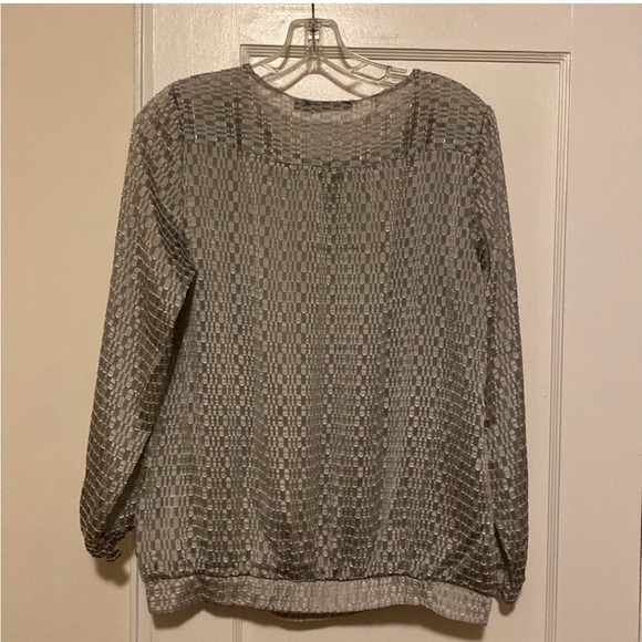 Metallic Blouse - Picture 4 of 5